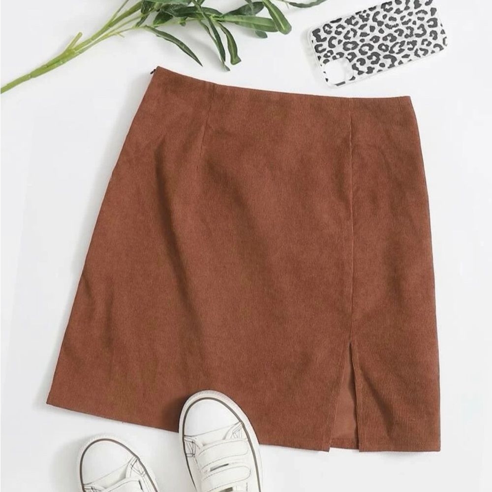 Corduroy mini skirt